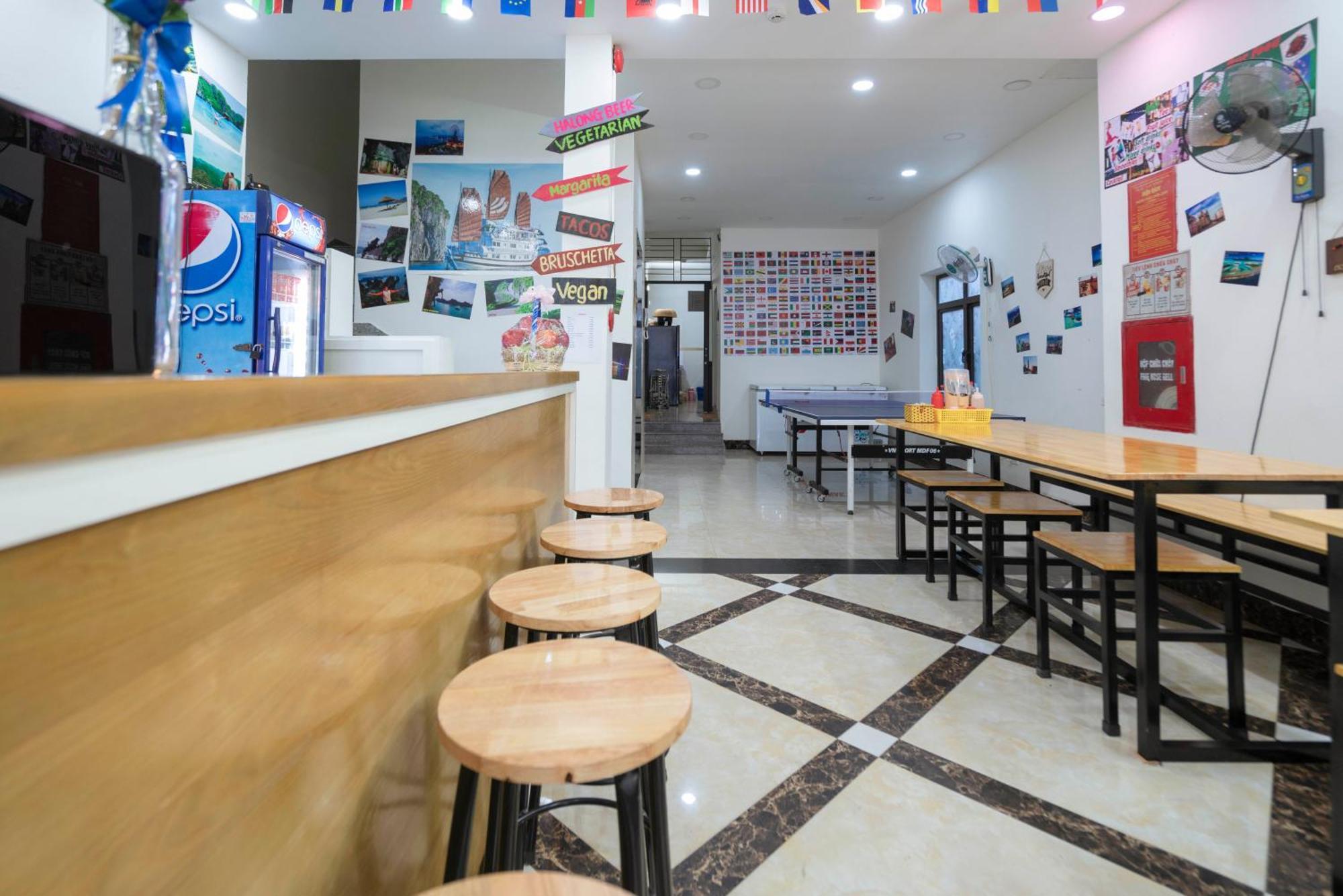 Ha Long Fancy Hostel With Vegetarian And Vegan Restaurant エクステリア 写真