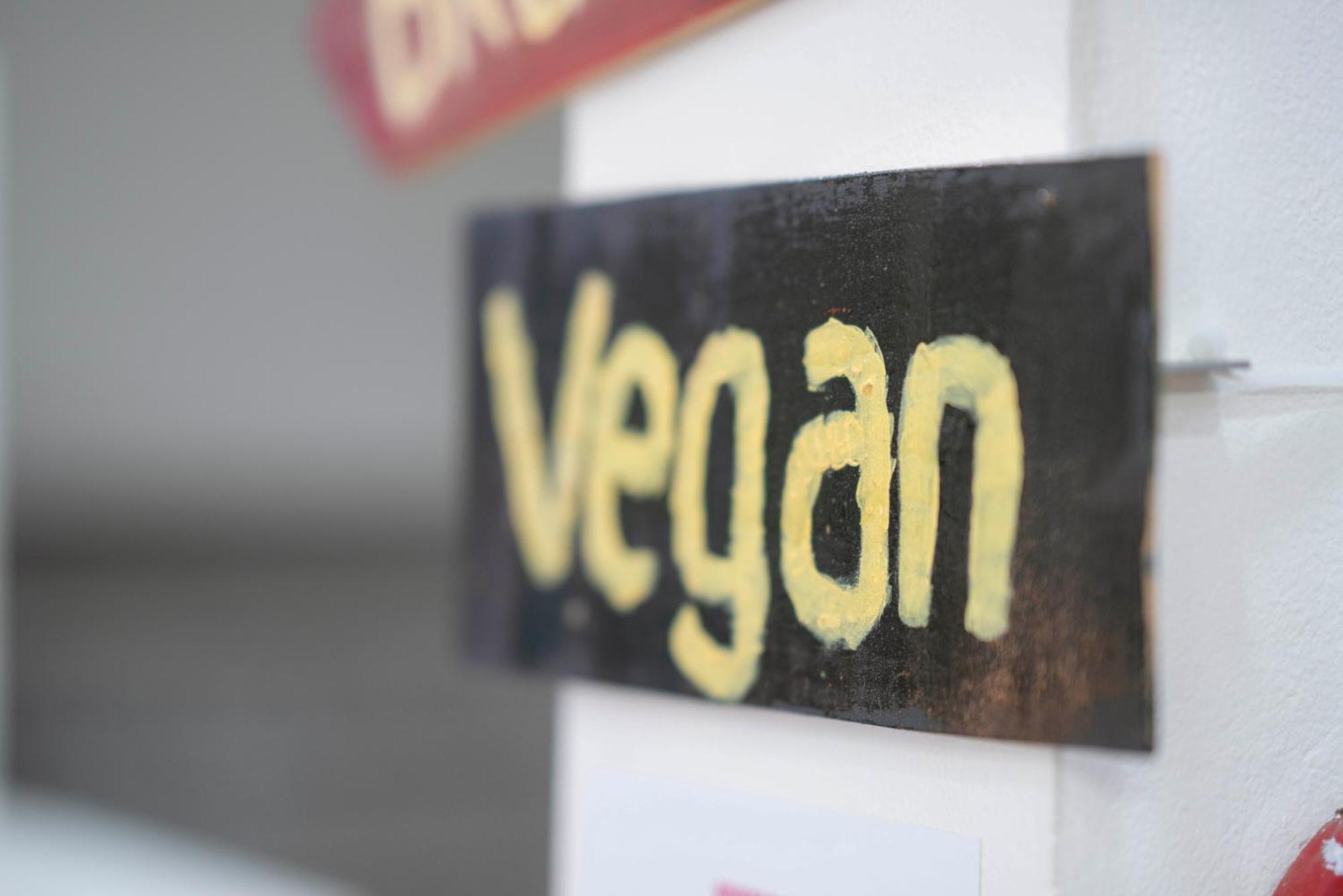 Ha Long Fancy Hostel With Vegetarian And Vegan Restaurant エクステリア 写真