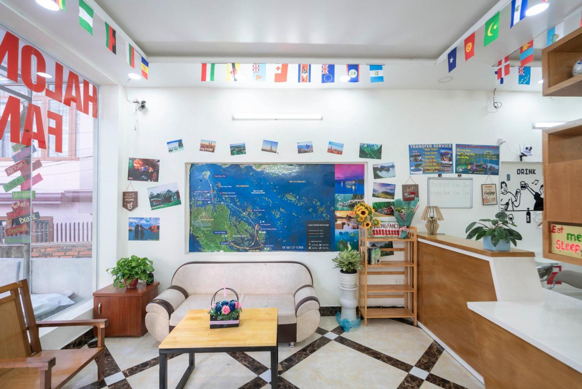 Ha Long Fancy Hostel With Vegetarian And Vegan Restaurant エクステリア 写真